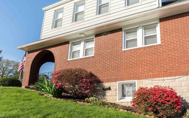 457 Rotary Street, Morgantown, West Virginia 26505, 4 Bedrooms Bedrooms, 8 Rooms Rooms,2 BathroomsBathrooms,Single Family Detached,For Sale,Rotary,10164386