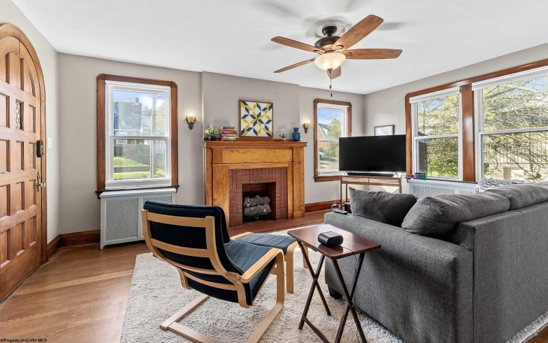 457 Rotary Street, Morgantown, West Virginia 26505, 4 Bedrooms Bedrooms, 8 Rooms Rooms,2 BathroomsBathrooms,Single Family Detached,For Sale,Rotary,10164386