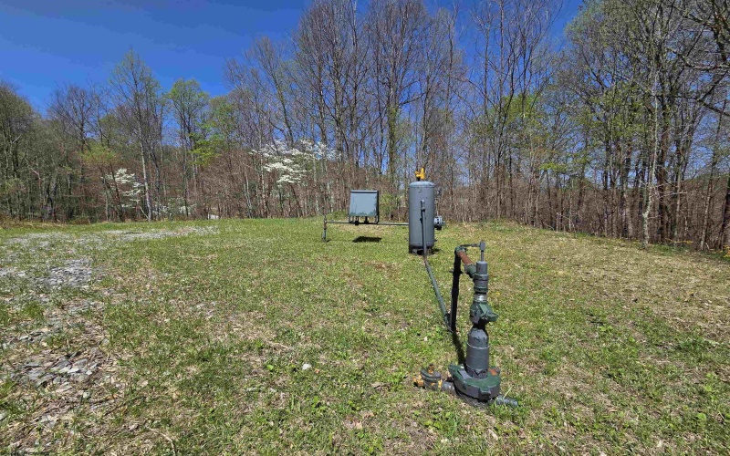 Lot 6 Deerbrook Estates, Belington, West Virginia 26250, ,Lots/land,For Sale,Deerbrook,10164395