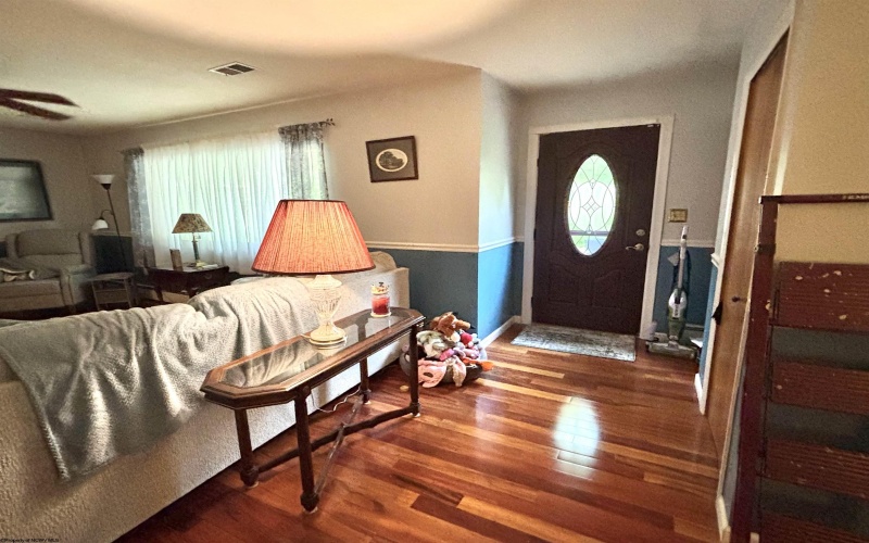 1009 Chestnut Ridge Road, Morgantown, West Virginia 26505, 3 Bedrooms Bedrooms, 8 Rooms Rooms,1 BathroomBathrooms,Single Family Detached,For Sale,Chestnut Ridge,10164396