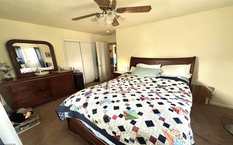 1009 Chestnut Ridge Road, Morgantown, West Virginia 26505, 3 Bedrooms Bedrooms, 8 Rooms Rooms,1 BathroomBathrooms,Single Family Detached,For Sale,Chestnut Ridge,10164396