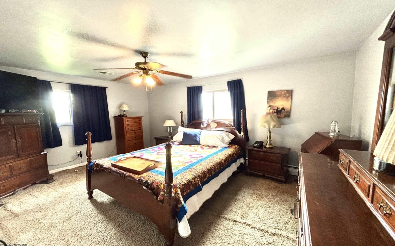 1009 Chestnut Ridge Road, Morgantown, West Virginia 26505, 3 Bedrooms Bedrooms, 8 Rooms Rooms,1 BathroomBathrooms,Single Family Detached,For Sale,Chestnut Ridge,10164396