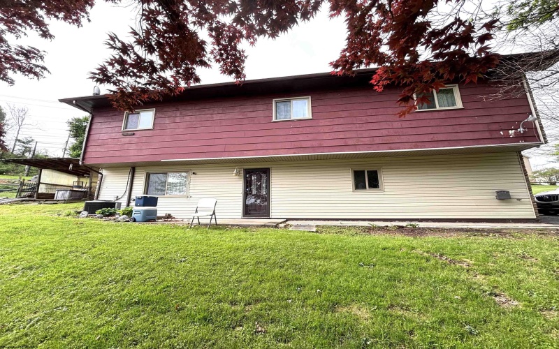 1009 Chestnut Ridge Road, Morgantown, West Virginia 26505, 3 Bedrooms Bedrooms, 8 Rooms Rooms,1 BathroomBathrooms,Single Family Detached,For Sale,Chestnut Ridge,10164396