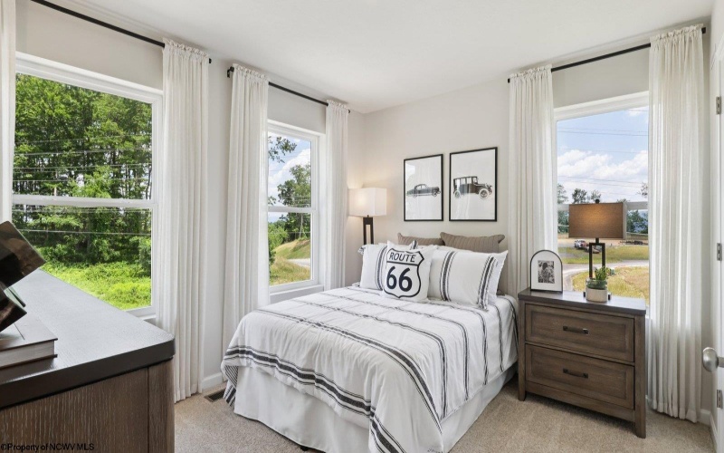 507 Zachwell Circle, Morgantown, West Virginia 26501, 3 Bedrooms Bedrooms, 6 Rooms Rooms,2 BathroomsBathrooms,Single Family Attached,For Sale,Zachwell,10164408