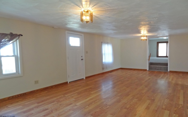 2726 Stewartstown Road, Morgantown, West Virginia 26508, 3 Bedrooms Bedrooms, 6 Rooms Rooms,2 BathroomsBathrooms,Residential Rentals,For Rent,Stewartstown,10164403