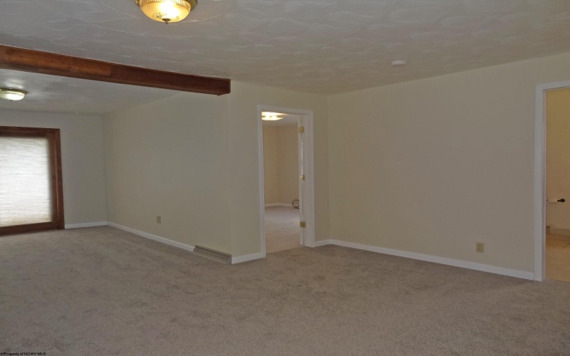 2726 Stewartstown Road, Morgantown, West Virginia 26508, 3 Bedrooms Bedrooms, 6 Rooms Rooms,2 BathroomsBathrooms,Residential Rentals,For Rent,Stewartstown,10164403