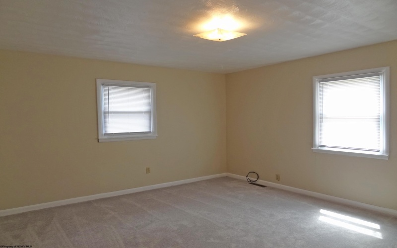 2726 Stewartstown Road, Morgantown, West Virginia 26508, 3 Bedrooms Bedrooms, 6 Rooms Rooms,2 BathroomsBathrooms,Residential Rentals,For Rent,Stewartstown,10164403