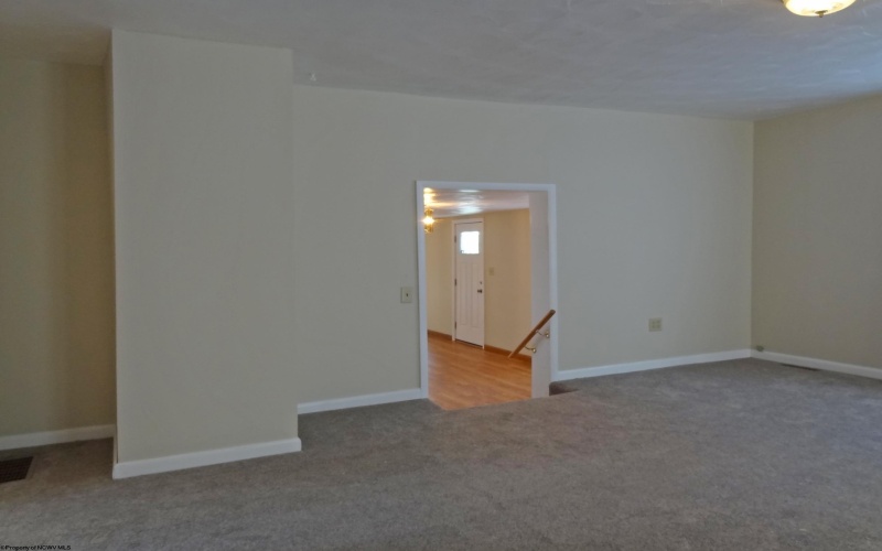 2726 Stewartstown Road, Morgantown, West Virginia 26508, 3 Bedrooms Bedrooms, 6 Rooms Rooms,2 BathroomsBathrooms,Residential Rentals,For Rent,Stewartstown,10164403