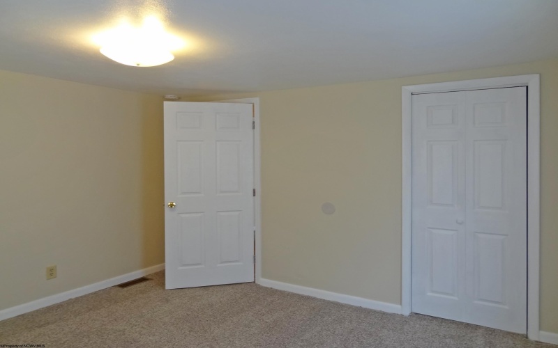 2726 Stewartstown Road, Morgantown, West Virginia 26508, 3 Bedrooms Bedrooms, 6 Rooms Rooms,2 BathroomsBathrooms,Residential Rentals,For Rent,Stewartstown,10164403