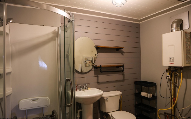 1543 Fairmont Avenue, Clarksburg, West Virginia 26301, 3 Bedrooms Bedrooms, 7 Rooms Rooms,2 BathroomsBathrooms,Single Family Detached,For Sale,Fairmont,10164406