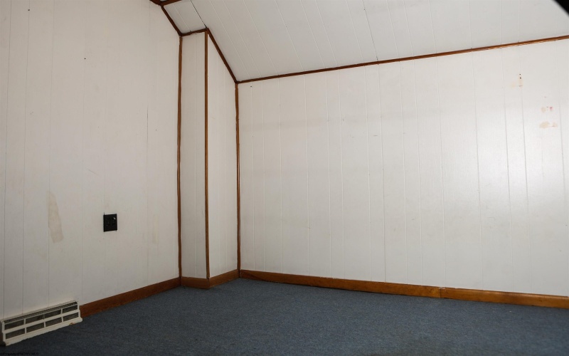 1543 Fairmont Avenue, Clarksburg, West Virginia 26301, 3 Bedrooms Bedrooms, 7 Rooms Rooms,2 BathroomsBathrooms,Single Family Detached,For Sale,Fairmont,10164406