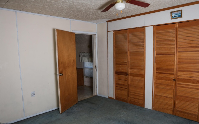 1543 Fairmont Avenue, Clarksburg, West Virginia 26301, 3 Bedrooms Bedrooms, 7 Rooms Rooms,2 BathroomsBathrooms,Single Family Detached,For Sale,Fairmont,10164406