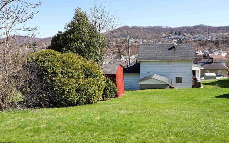 1543 Fairmont Avenue, Clarksburg, West Virginia 26301, 3 Bedrooms Bedrooms, 7 Rooms Rooms,2 BathroomsBathrooms,Single Family Detached,For Sale,Fairmont,10164406