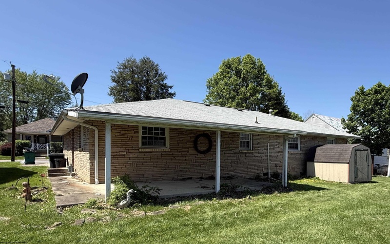 232 Johnson Avenue, Bridgeport, West Virginia 26330, 3 Bedrooms Bedrooms, 7 Rooms Rooms,1 BathroomBathrooms,Single Family Detached,For Sale,Johnson,10164405