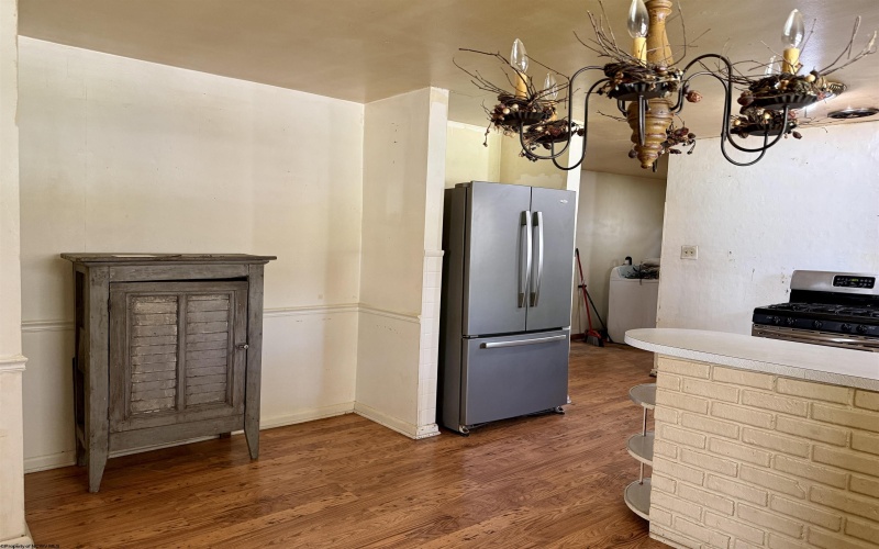 232 Johnson Avenue, Bridgeport, West Virginia 26330, 3 Bedrooms Bedrooms, 7 Rooms Rooms,1 BathroomBathrooms,Single Family Detached,For Sale,Johnson,10164405