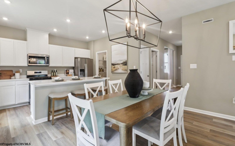 336 Dye Lane, Morgantown, West Virginia 26501, 4 Bedrooms Bedrooms, 8 Rooms Rooms,2 BathroomsBathrooms,Single Family Detached,For Sale,Dye,10164404