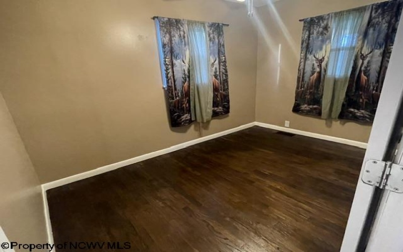 720 Fairview Road, Independence, West Virginia 26374, 2 Bedrooms Bedrooms, 6 Rooms Rooms,1 BathroomBathrooms,Single Family Detached,For Sale,Fairview,10164401