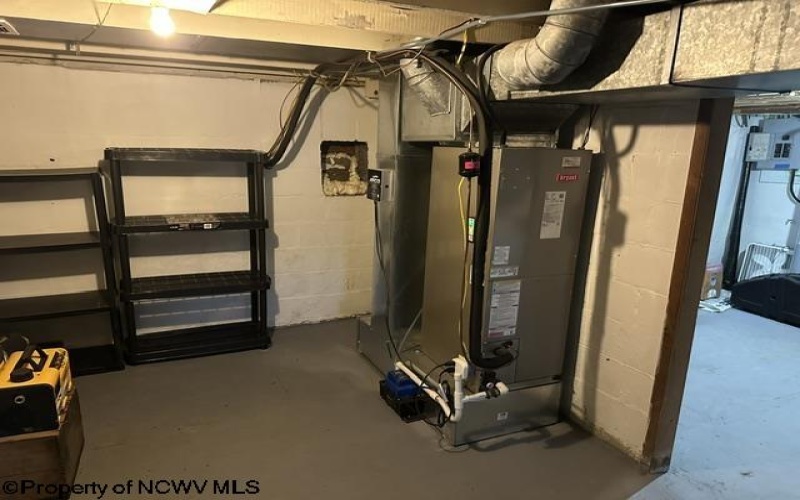 720 Fairview Road, Independence, West Virginia 26374, 2 Bedrooms Bedrooms, 6 Rooms Rooms,1 BathroomBathrooms,Single Family Detached,For Sale,Fairview,10164401