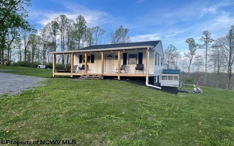 720 Fairview Road, Independence, West Virginia 26374, 2 Bedrooms Bedrooms, 6 Rooms Rooms,1 BathroomBathrooms,Single Family Detached,For Sale,Fairview,10164401