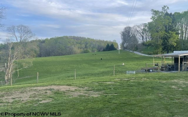 720 Fairview Road, Independence, West Virginia 26374, 2 Bedrooms Bedrooms, 6 Rooms Rooms,1 BathroomBathrooms,Single Family Detached,For Sale,Fairview,10164401