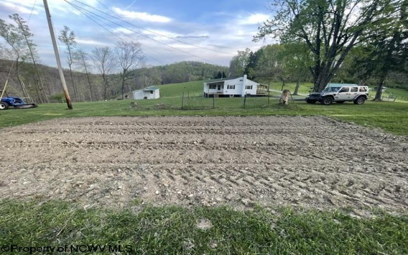 720 Fairview Road, Independence, West Virginia 26374, 2 Bedrooms Bedrooms, 6 Rooms Rooms,1 BathroomBathrooms,Single Family Detached,For Sale,Fairview,10164401