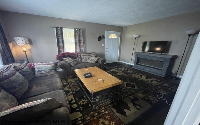 720 Fairview Road, Independence, West Virginia 26374, 2 Bedrooms Bedrooms, 6 Rooms Rooms,1 BathroomBathrooms,Single Family Detached,For Sale,Fairview,10164401