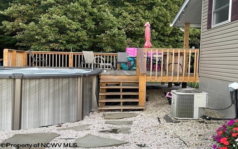 54 Grove Avenue, Reedsville, West Virginia 26547, 3 Bedrooms Bedrooms, 6 Rooms Rooms,4 BathroomsBathrooms,Single Family Detached,For Sale,Grove,10164402