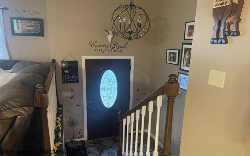 54 Grove Avenue, Reedsville, West Virginia 26547, 3 Bedrooms Bedrooms, 6 Rooms Rooms,4 BathroomsBathrooms,Single Family Detached,For Sale,Grove,10164402