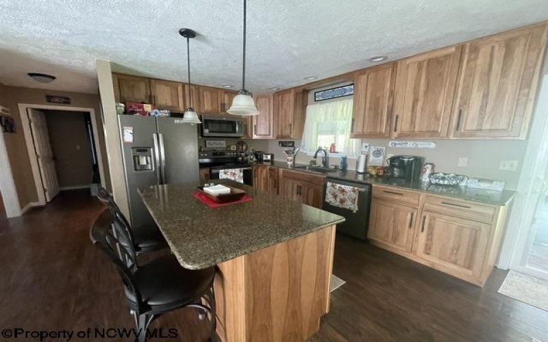 54 Grove Avenue, Reedsville, West Virginia 26547, 3 Bedrooms Bedrooms, 6 Rooms Rooms,4 BathroomsBathrooms,Single Family Detached,For Sale,Grove,10164402