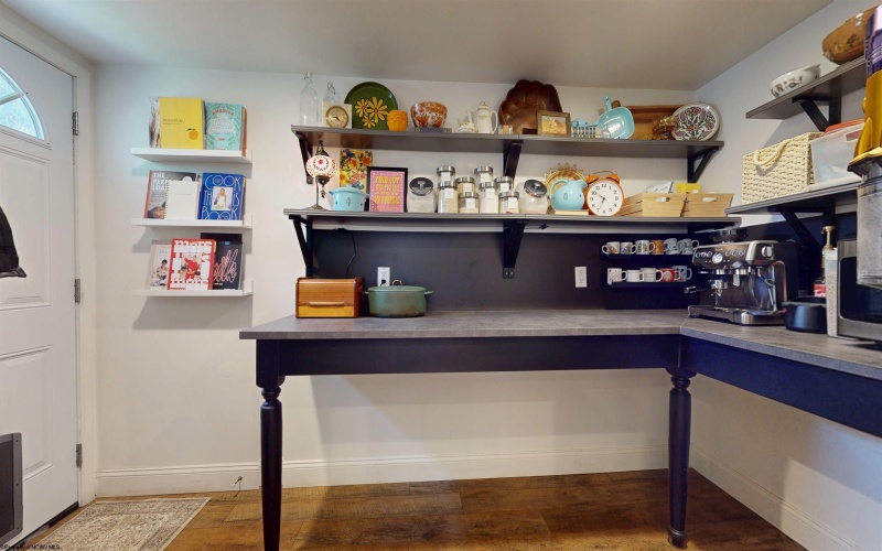 526 Newton Street, Fairmont, West Virginia 26554, 3 Bedrooms Bedrooms, 8 Rooms Rooms,2 BathroomsBathrooms,Single Family Detached,For Sale,Newton,10164410