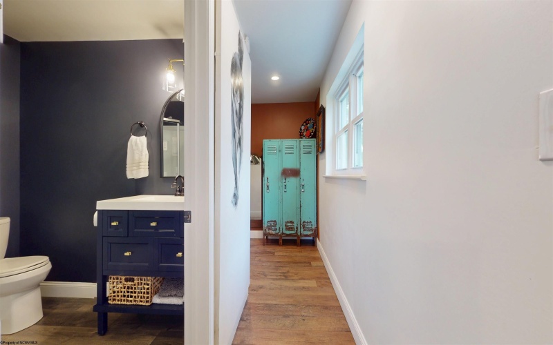 526 Newton Street, Fairmont, West Virginia 26554, 3 Bedrooms Bedrooms, 8 Rooms Rooms,2 BathroomsBathrooms,Single Family Detached,For Sale,Newton,10164410