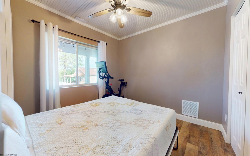 526 Newton Street, Fairmont, West Virginia 26554, 3 Bedrooms Bedrooms, 8 Rooms Rooms,2 BathroomsBathrooms,Single Family Detached,For Sale,Newton,10164410