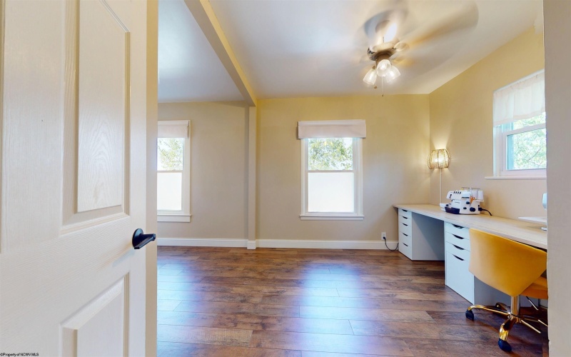 526 Newton Street, Fairmont, West Virginia 26554, 3 Bedrooms Bedrooms, 8 Rooms Rooms,2 BathroomsBathrooms,Single Family Detached,For Sale,Newton,10164410