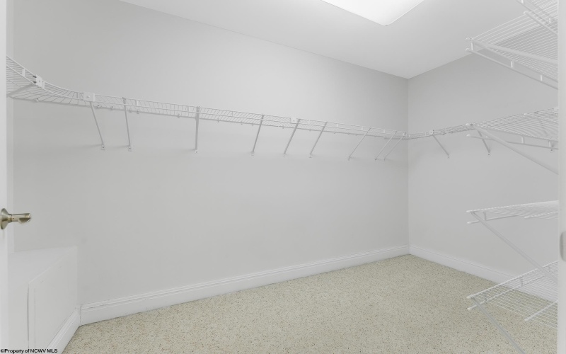 999 West Run Road, Morgantown, West Virginia 26508, 2 Bedrooms Bedrooms, 4 Rooms Rooms,2 BathroomsBathrooms,Single Family Attached,For Sale,West Run,10164414