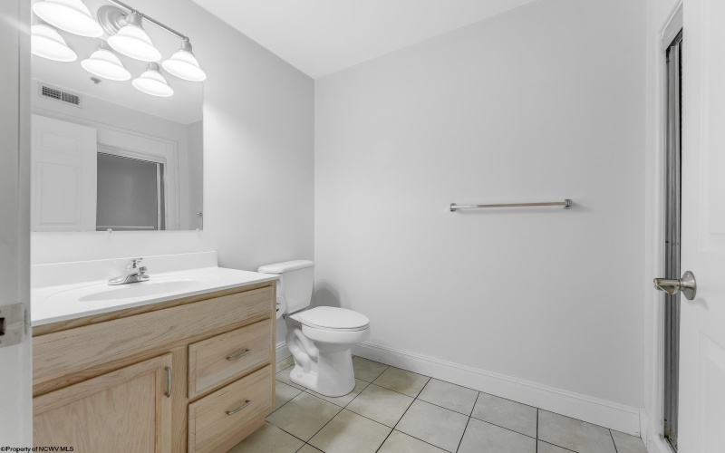 999 West Run Road, Morgantown, West Virginia 26508, 2 Bedrooms Bedrooms, 4 Rooms Rooms,2 BathroomsBathrooms,Single Family Attached,For Sale,West Run,10164414