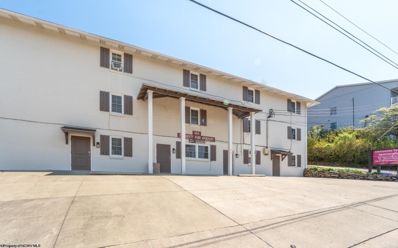 484 Inglewood Boulevard, Morgantown, West Virginia 26505, ,Multi-unit/income,For Sale,Inglewood,10164418