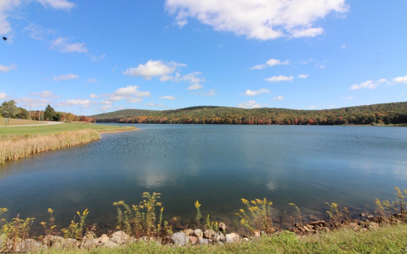 Lots 4 & 3 Grosbeak Drive, Terra Alta, West Virginia 26764, ,Lots/land,For Sale,Grosbeak,10164428