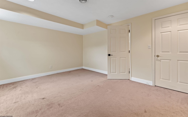 4673 Shadyside Lane, Morgantown, West Virginia 26508, 5 Bedrooms Bedrooms, 10 Rooms Rooms,4 BathroomsBathrooms,Residential Rentals,For Rent,Shadyside,10164421