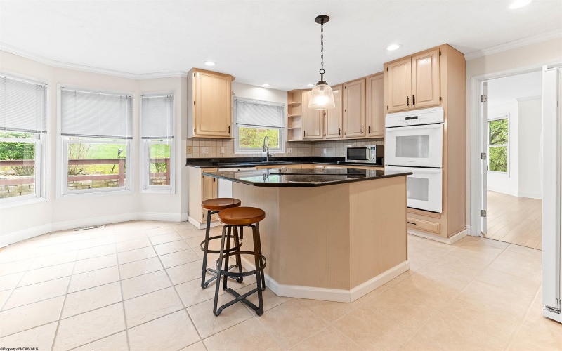 4673 Shadyside Lane, Morgantown, West Virginia 26508, 5 Bedrooms Bedrooms, 10 Rooms Rooms,4 BathroomsBathrooms,Residential Rentals,For Rent,Shadyside,10164421