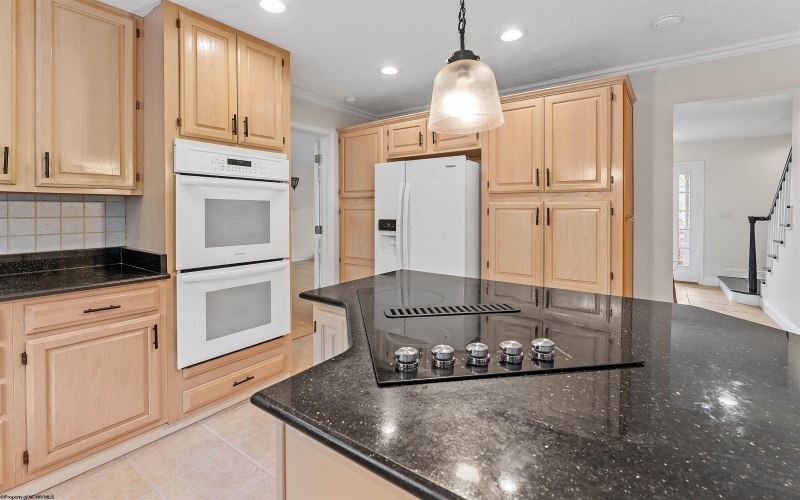 4673 Shadyside Lane, Morgantown, West Virginia 26508, 5 Bedrooms Bedrooms, 10 Rooms Rooms,4 BathroomsBathrooms,Residential Rentals,For Rent,Shadyside,10164421