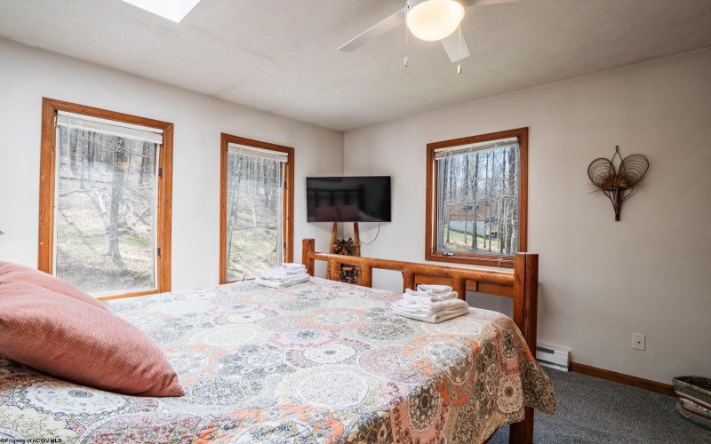 699 Ridge Road, Davis, West Virginia 26260, 4 Bedrooms Bedrooms, 7 Rooms Rooms,4 BathroomsBathrooms,Single Family Detached,For Sale,Ridge,10164432