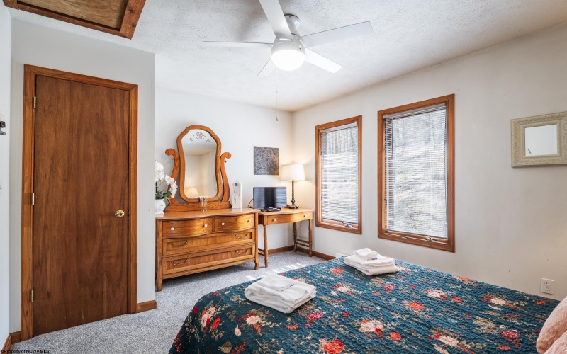 699 Ridge Road, Davis, West Virginia 26260, 4 Bedrooms Bedrooms, 7 Rooms Rooms,4 BathroomsBathrooms,Single Family Detached,For Sale,Ridge,10164432