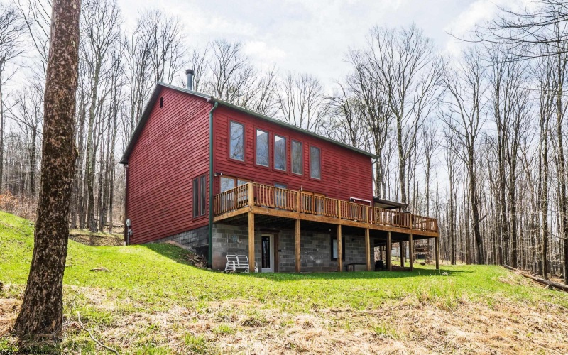 699 Ridge Road, Davis, West Virginia 26260, 4 Bedrooms Bedrooms, 7 Rooms Rooms,4 BathroomsBathrooms,Single Family Detached,For Sale,Ridge,10164432