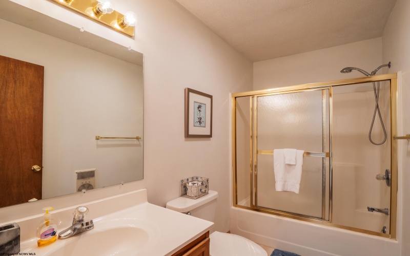 699 Ridge Road, Davis, West Virginia 26260, 4 Bedrooms Bedrooms, 7 Rooms Rooms,4 BathroomsBathrooms,Single Family Detached,For Sale,Ridge,10164432