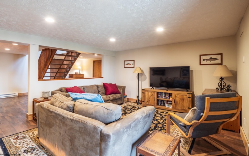 699 Ridge Road, Davis, West Virginia 26260, 4 Bedrooms Bedrooms, 7 Rooms Rooms,4 BathroomsBathrooms,Single Family Detached,For Sale,Ridge,10164432