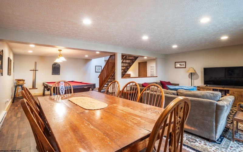 699 Ridge Road, Davis, West Virginia 26260, 4 Bedrooms Bedrooms, 7 Rooms Rooms,4 BathroomsBathrooms,Single Family Detached,For Sale,Ridge,10164432