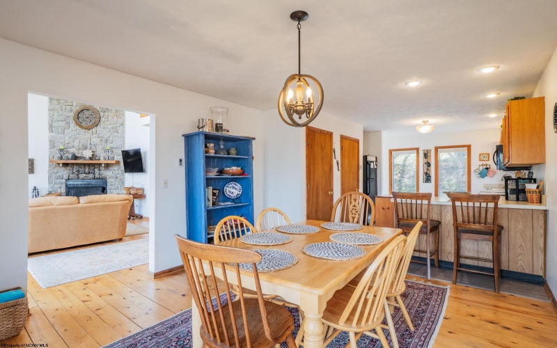 699 Ridge Road, Davis, West Virginia 26260, 4 Bedrooms Bedrooms, 7 Rooms Rooms,4 BathroomsBathrooms,Single Family Detached,For Sale,Ridge,10164432