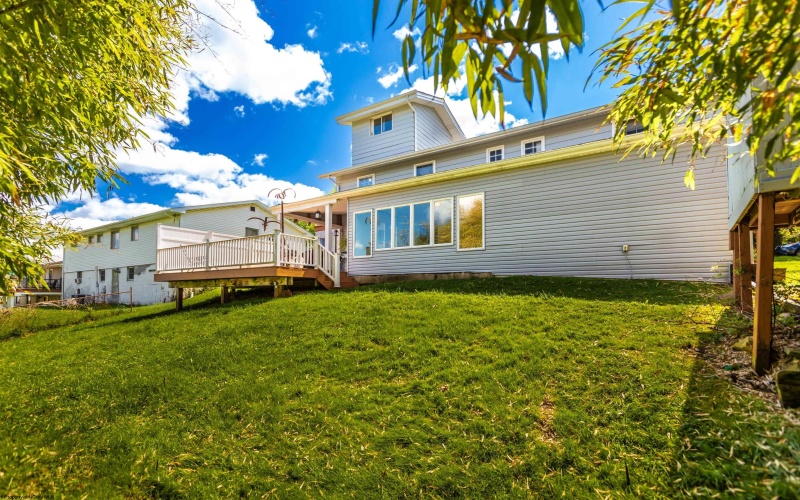 525 Woodhaven Drive, Morgantown, West Virginia 26505, 3 Bedrooms Bedrooms, 8 Rooms Rooms,2 BathroomsBathrooms,Single Family Detached,For Sale,Woodhaven,10164429