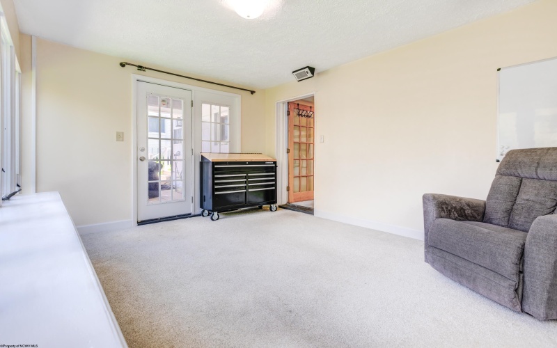 525 Woodhaven Drive, Morgantown, West Virginia 26505, 3 Bedrooms Bedrooms, 8 Rooms Rooms,2 BathroomsBathrooms,Single Family Detached,For Sale,Woodhaven,10164429