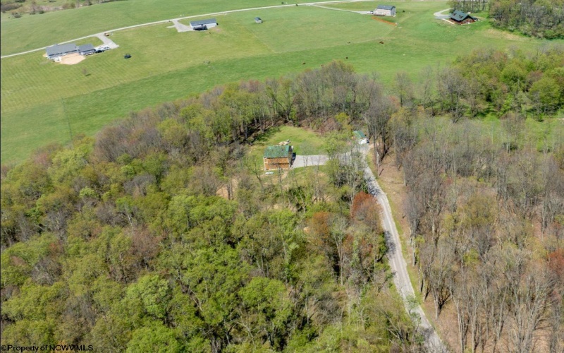 1263 Moccasin Rocks Road, Bruceton Mills, West Virginia 26525, 3 Bedrooms Bedrooms, 6 Rooms Rooms,2 BathroomsBathrooms,Single Family Detached,For Sale,Moccasin Rocks,10164427